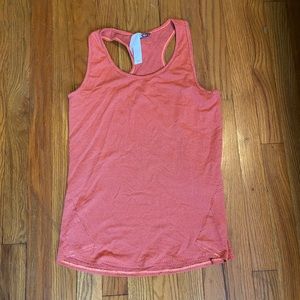 Oiselle flyout orange tank